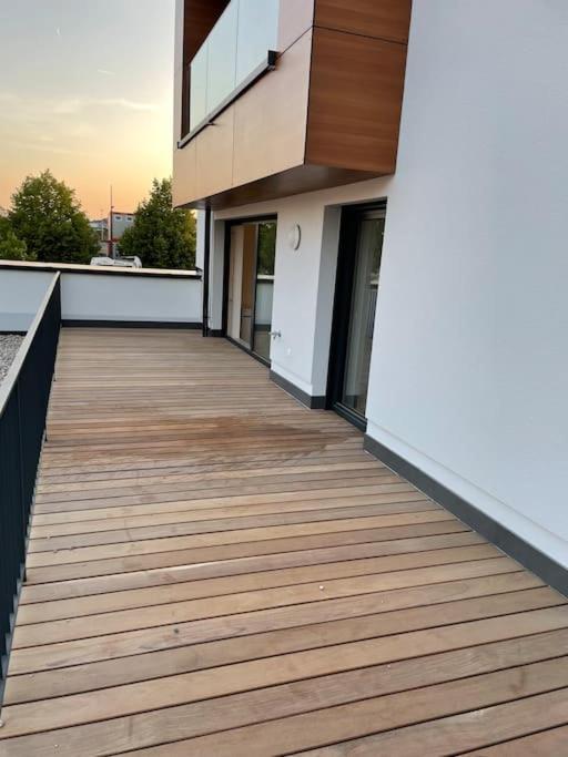 Apartment Luxury New Flat In Center With Terrace And Parking-142-99 Luxemburg
