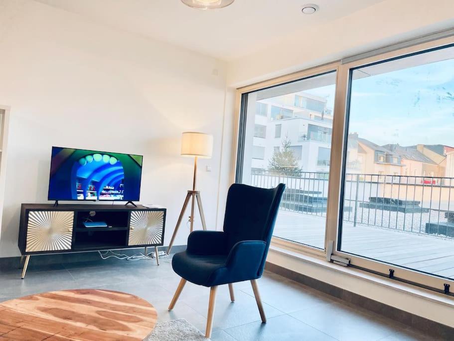 Luxury New Flat In Center With Terrace And Parking-142-99 Apartment Luxemburg